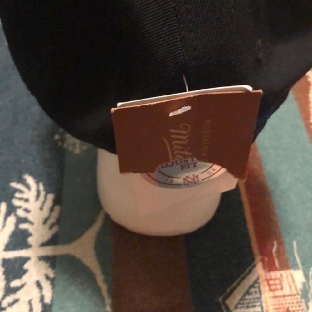 Golden state hat - Picture 3 of 5